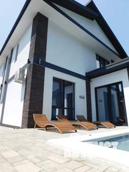 Дом 220м², 2-этажный, посуточно,