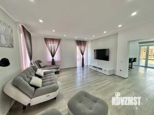 Дом 214м², 3-этажный, на длительный срок,