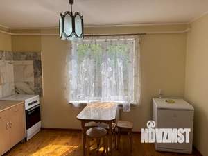 Дом 37м², 2-этажный, посуточно,