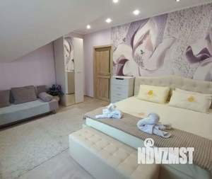 Дом 200м², 2-этажный, посуточно,