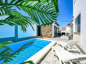 Дом 150м², 3-этажный, посуточно,