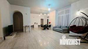 Дом 250м², 2-этажный, посуточно,