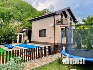 Дом 100м², 2-этажный, посуточно,