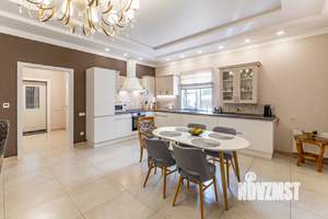 Коттедж 219м², 2-этажный, на длительный срок,