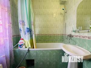 Дом 150м², 3-этажный, посуточно,