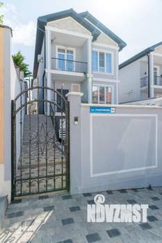 Коттедж 240м², 3-этажный, на длительный срок,