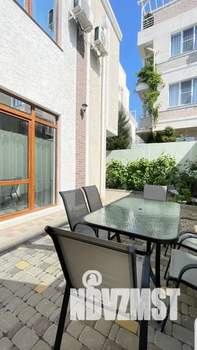 Дом 130м², 3-этажный, посуточно,