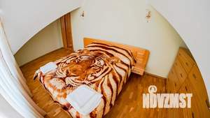 Дом 200м², 3-этажный, посуточно,