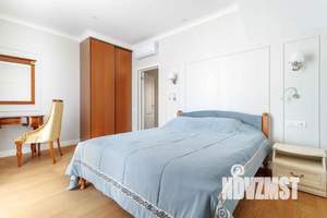 Дом 139м², 3-этажный, посуточно,