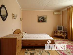 Дом 200м², 2-этажный, посуточно,