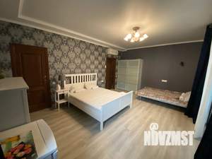 Дом 300м², 3-этажный, посуточно,