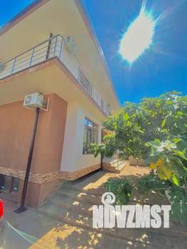 Дом 250м², 3-этажный, посуточно,