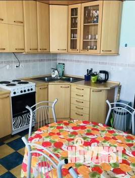 Дом 100м², 3-этажный, посуточно,