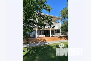 Дом 360м², 2-этажный, посуточно,