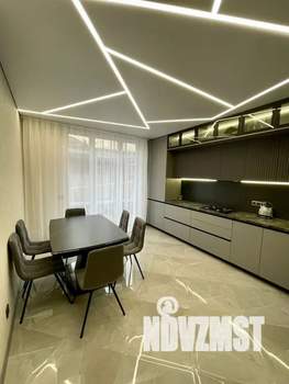 Дом 150м², 3-этажный, посуточно,