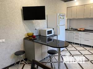 Дом 110м², 2-этажный, посуточно,