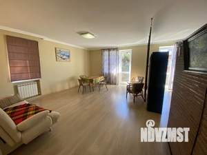 Дом 55м², 3-этажный, посуточно,