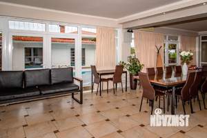 Дом 355м², 2-этажный, посуточно,