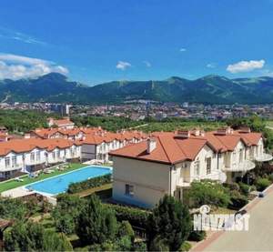 Таунхаус 160м², 3-этажный, на длительный срок,