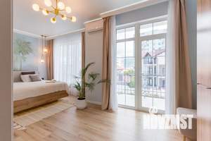 Дом 240м², 3-этажный, посуточно,