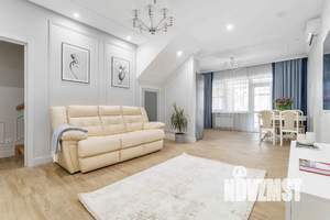 Дом 139м², 3-этажный, посуточно,