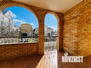 Дом 150м², 3-этажный, посуточно,