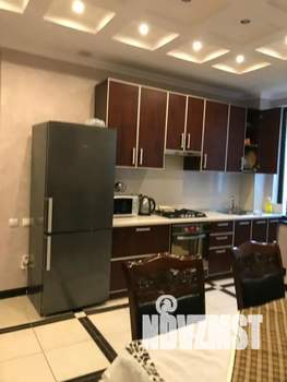 Дом 200м², 3-этажный, посуточно,