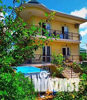 Дом 168м², 3-этажный, на длительный срок,