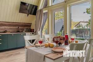 Дом 61м², 2-этажный, посуточно,