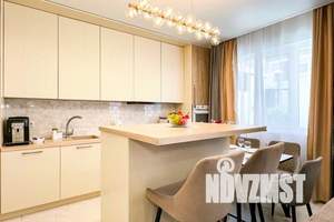 Дом 150м², 3-этажный, посуточно,