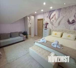 Дом 200м², 2-этажный, посуточно,