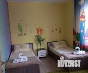 Дом 200м², 2-этажный, посуточно,