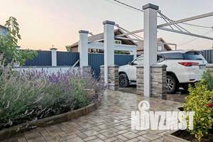 Дом 200м², 2-этажный, посуточно,