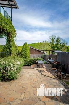 Дом 350м², 2-этажный, посуточно,