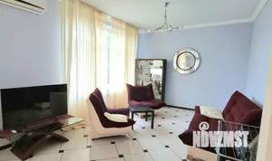 Дом 200м², 2-этажный, на длительный срок,