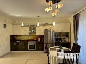 Дом 120м², 2-этажный, посуточно,