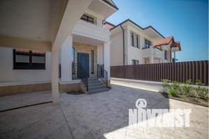 Дом 250м², 2-этажный, посуточно,