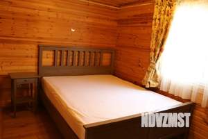 Дом 76м², 2-этажный, посуточно,