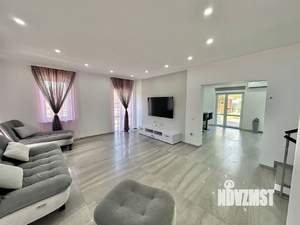 Дом 214м², 3-этажный, на длительный срок,