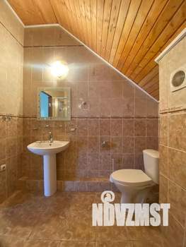 Дом 240м², 3-этажный, посуточно,