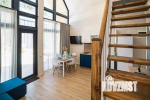 Дом 65м², 2-этажный, посуточно,