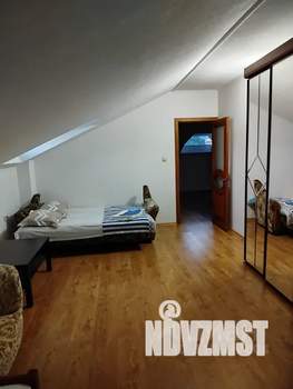 Дом 300м², 3-этажный, посуточно,