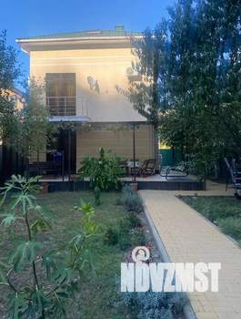 Дом 200м², 3-этажный, посуточно,