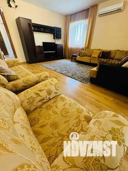 Дом 115м², 2-этажный, посуточно,