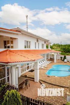 Дом 355м², 2-этажный, посуточно,