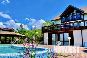 Дом 250м², 2-этажный, посуточно,