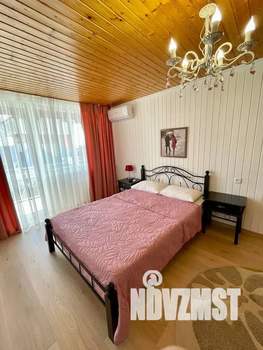 Дом 80м², 3-этажный, посуточно,