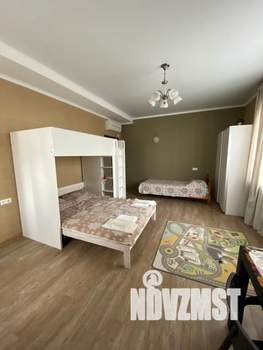 Дом 300м², 3-этажный, посуточно,