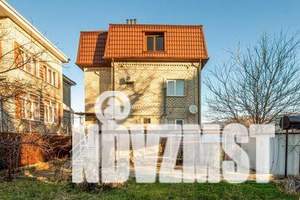 Дом 130м², 2-этажный, посуточно,