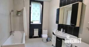 Дом 200м², 2-этажный, на длительный срок,